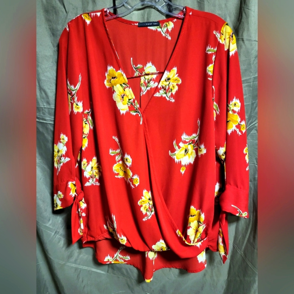 West Kei large top red
